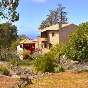 La Gustoza Country house